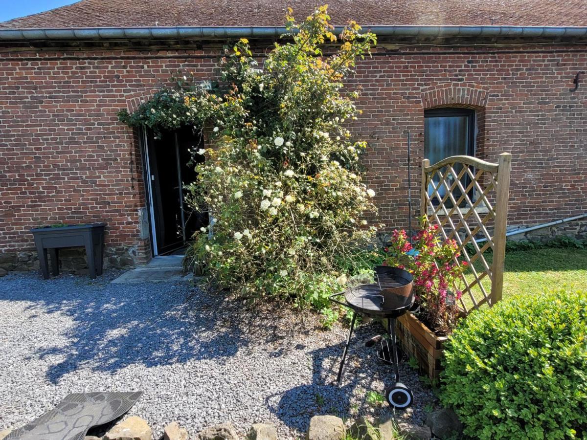 Studio Bienvenue Du Cote De Chez Nous Avec Jardin Privatif Wignehies エクステリア 写真
