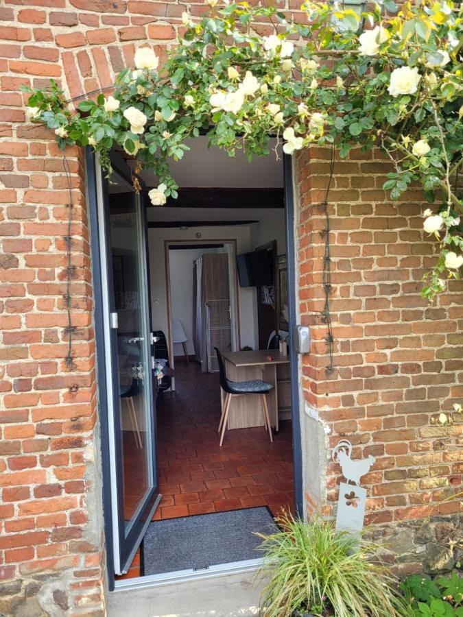 Studio Bienvenue Du Cote De Chez Nous Avec Jardin Privatif Wignehies エクステリア 写真