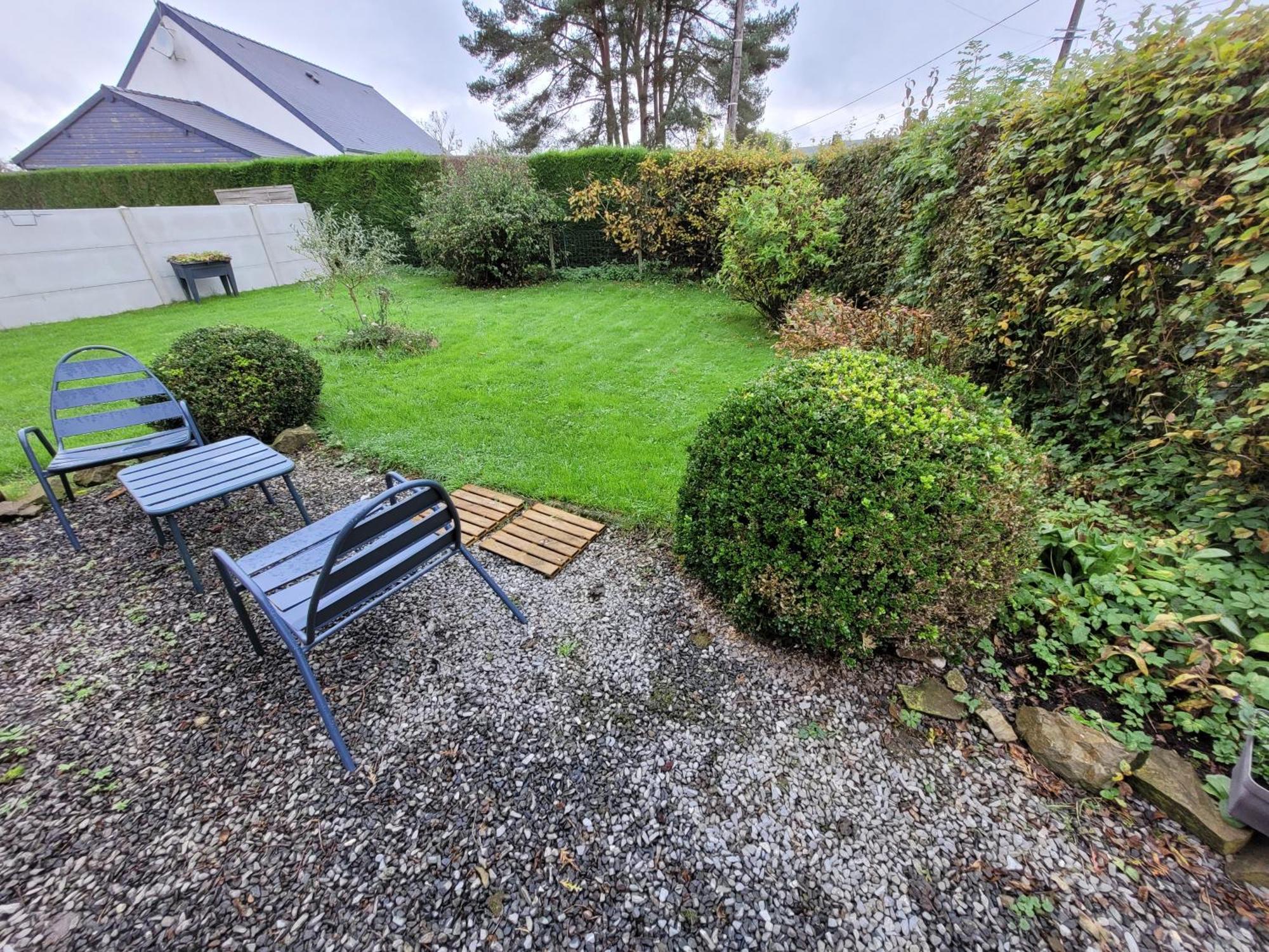 Studio Bienvenue Du Cote De Chez Nous Avec Jardin Privatif Wignehies エクステリア 写真